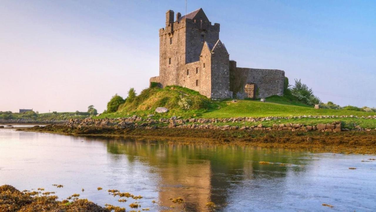 Claregalway Hotel Εξωτερικό φωτογραφία