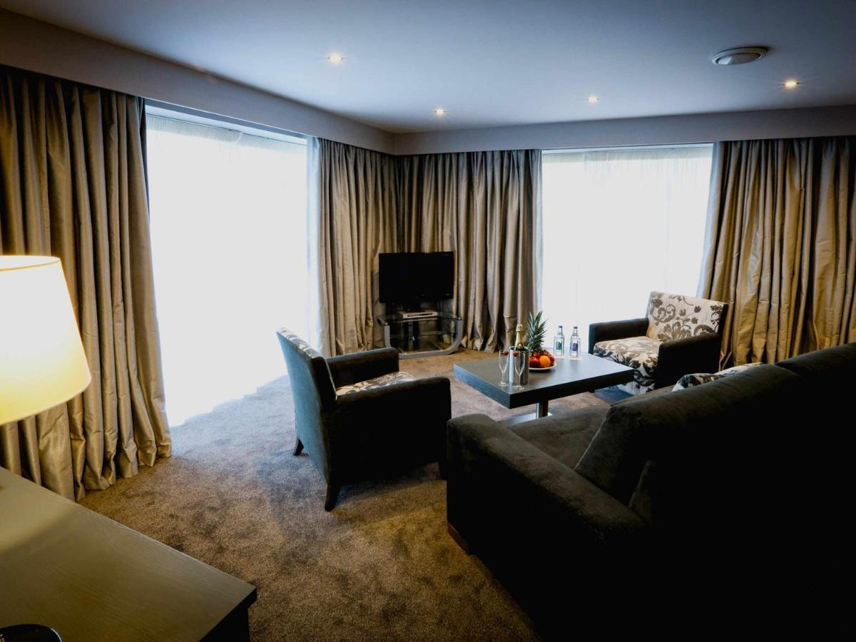 Claregalway Hotel Εξωτερικό φωτογραφία