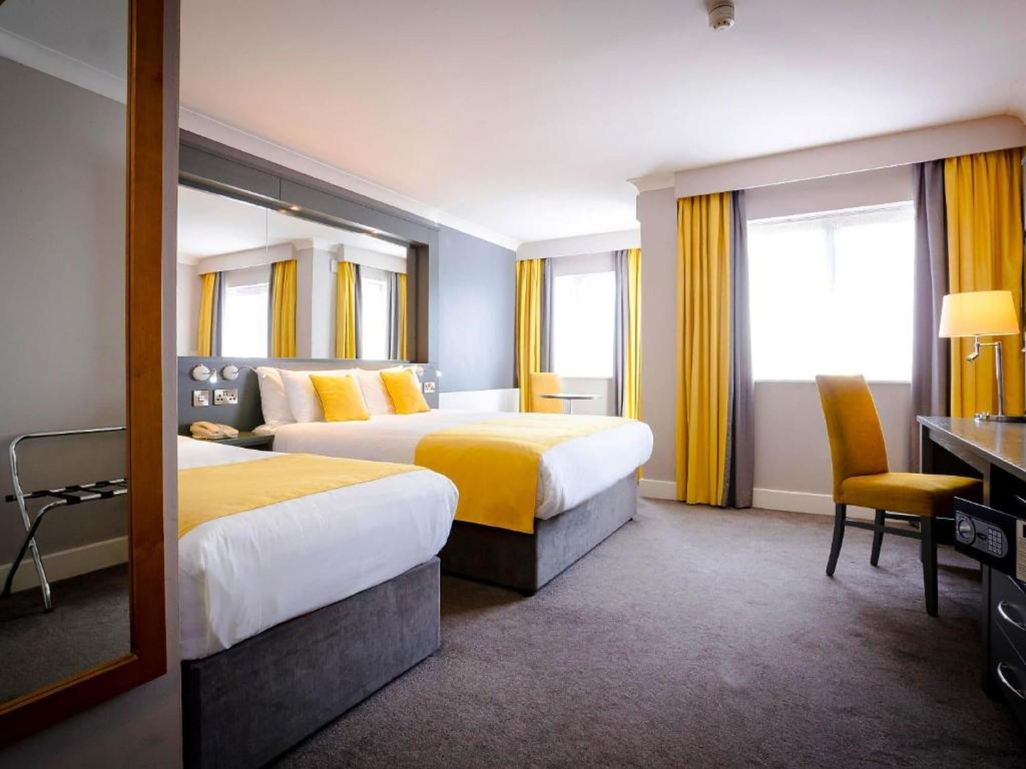 Claregalway Hotel Εξωτερικό φωτογραφία