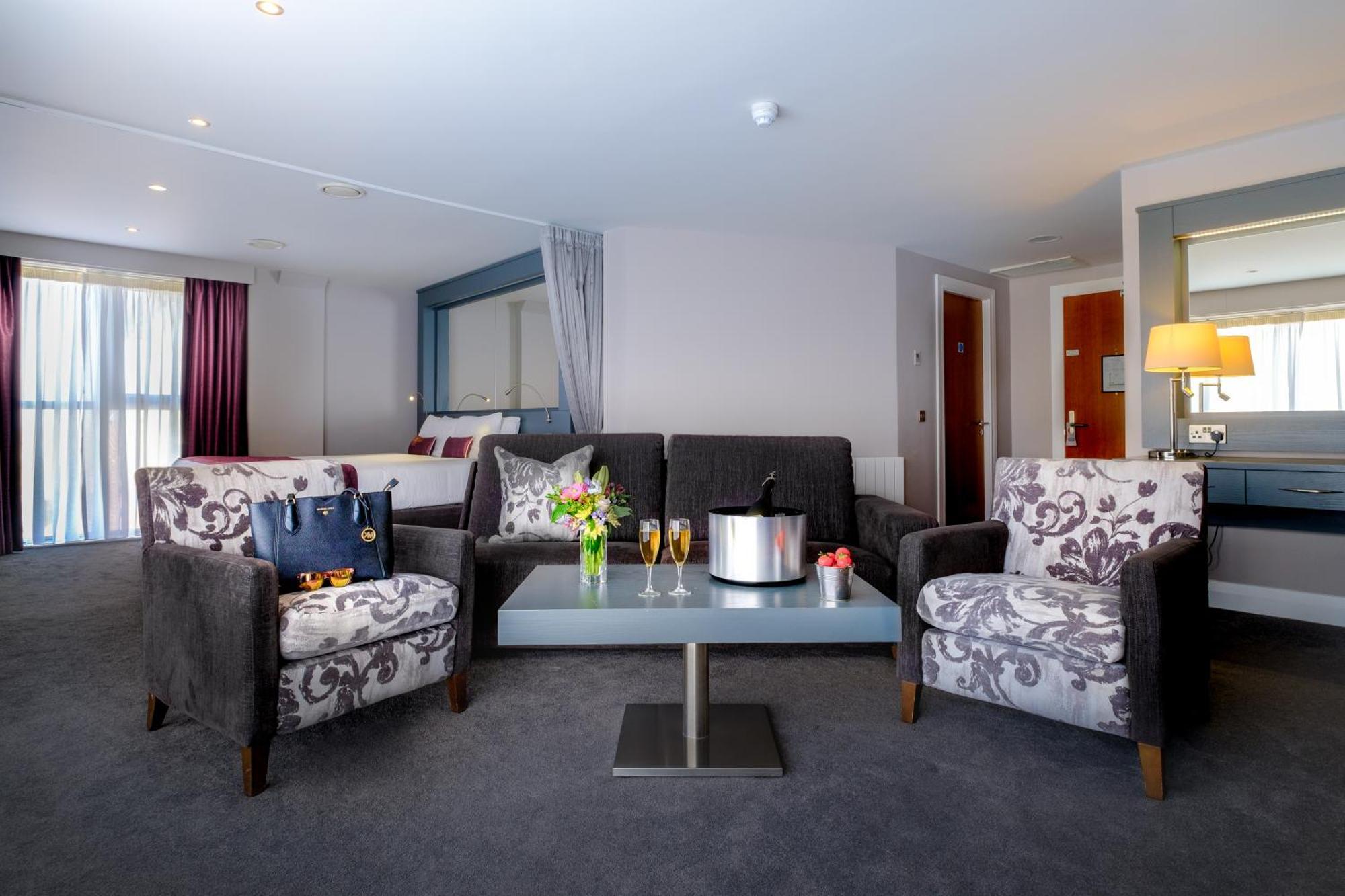 Claregalway Hotel Εξωτερικό φωτογραφία